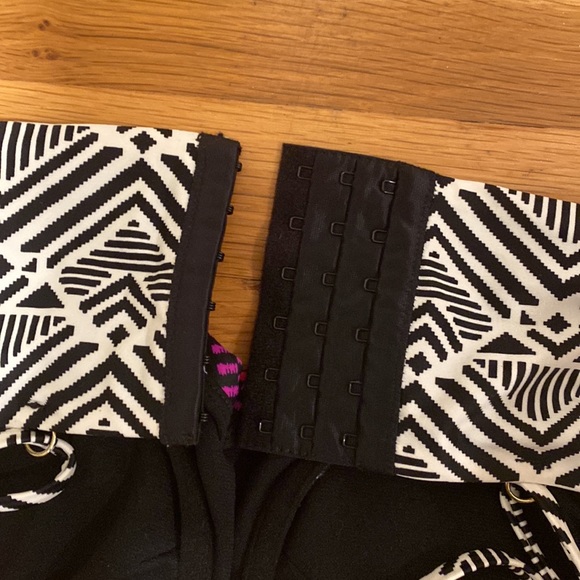 Roxy Bikini Set - Picture 8 of 8